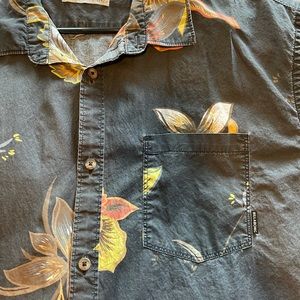 Billabong SS Floral Button down shirt